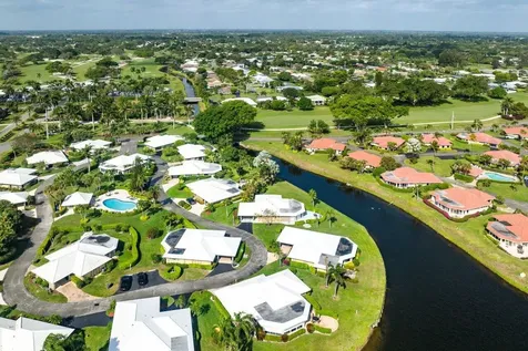 362 Yorktowne Circle Atlantis FL 33462