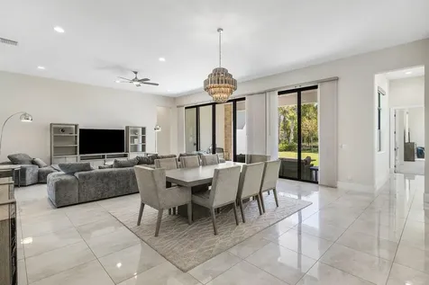 9232 Coral Isles Circle Palm Beach Gardens FL 33412