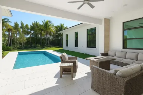 9232 Coral Isles Circle Palm Beach Gardens FL 33412