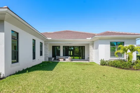 9232 Coral Isles Circle Palm Beach Gardens FL 33412