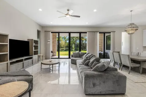 9232 Coral Isles Circle Palm Beach Gardens FL 33412