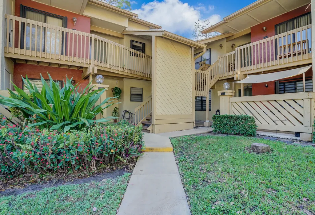 13035 Albright Court Wellington FL 33414