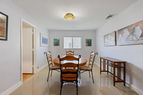 2112 Sw 22nd Street Boynton Beach FL 33426