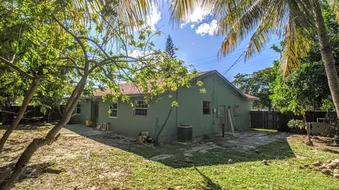 2888 S Seacrest Boulevard Boynton Beach FL 33435