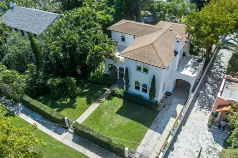 306 Marlborough Place West Palm Beach FL 33405