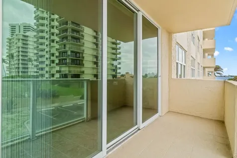 5440 N Ocean Drive Singer Island FL 33404