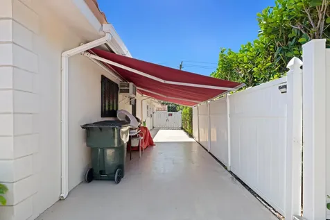 984 Sw 7th Street Boca Raton FL 33486