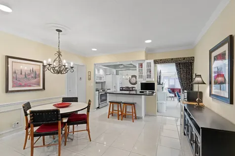 984 Sw 7th Street Boca Raton FL 33486