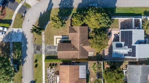9235 Saddlecreek Drive Boca Raton FL 33496
