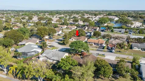 9235 Saddlecreek Drive Boca Raton FL 33496