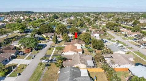 9235 Saddlecreek Drive Boca Raton FL 33496