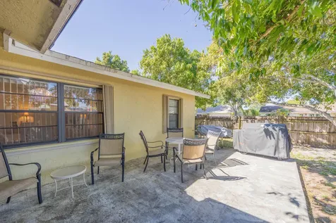 9235 Saddlecreek Drive Boca Raton FL 33496