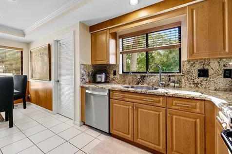 7290 Clunie Place Delray Beach FL 33446