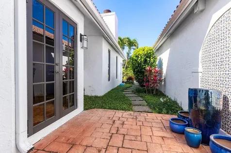 2161 Nw 59th Street Boca Raton FL 33496