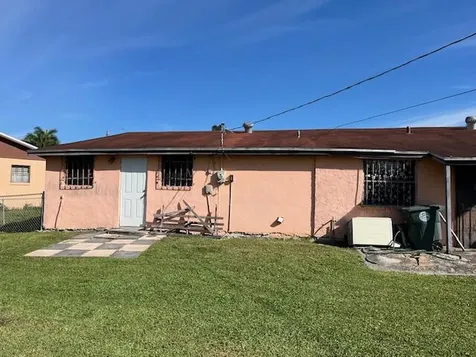 932 Sw Avenue H Belle Glade FL 33430