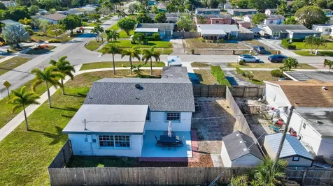 307 Nw 4th Place Deerfield Beach FL 33441