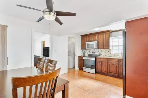 307 Nw 4th Place Deerfield Beach FL 33441