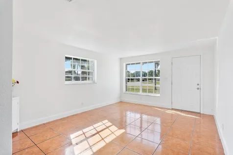 307 Nw 4th Place Deerfield Beach FL 33441