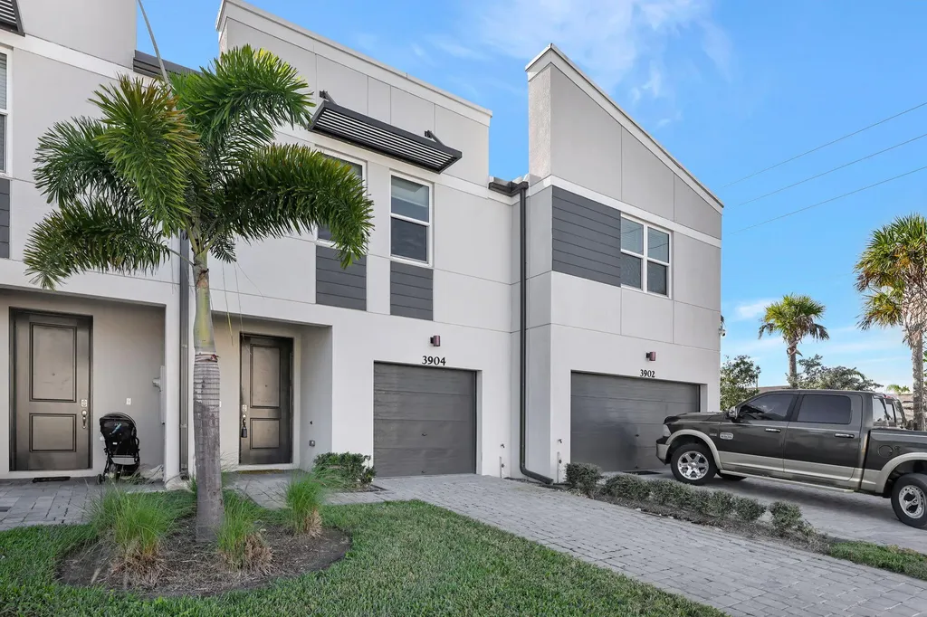 3904 SE 3904 SE Caladium Court Stuart FL 34997