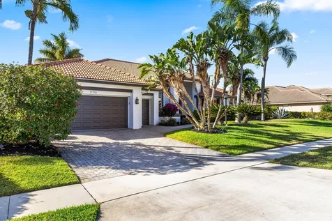 17713 Charnwood Drive Boca Raton FL 33498