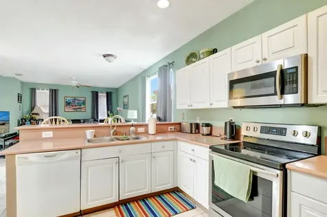 4940 Pelican Manor Coconut Creek FL 33073