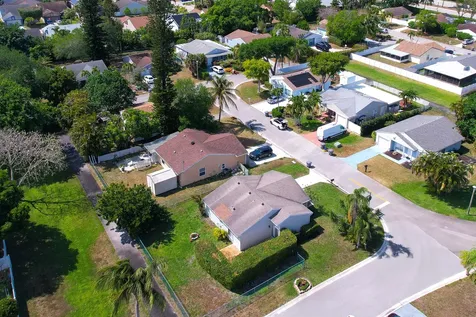 8390 Rural Lane Boca Raton FL 33433