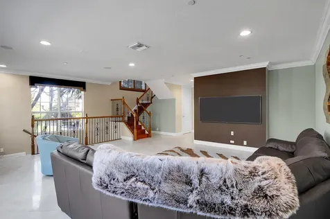 668 Ne Francesca Lane Boca Raton FL 33487