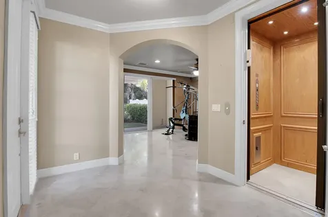 668 Ne Francesca Lane Boca Raton FL 33487