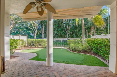 668 Ne Francesca Lane Boca Raton FL 33487