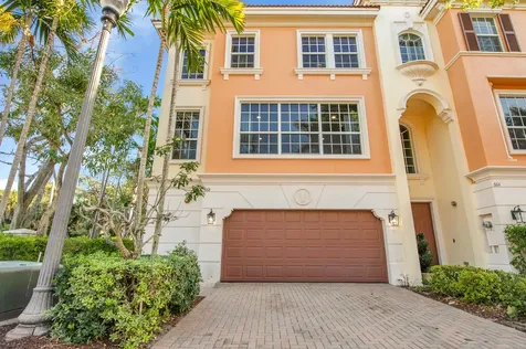 668 Ne Francesca Lane Boca Raton FL 33487