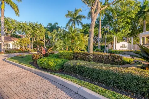 668 Ne Francesca Lane Boca Raton FL 33487