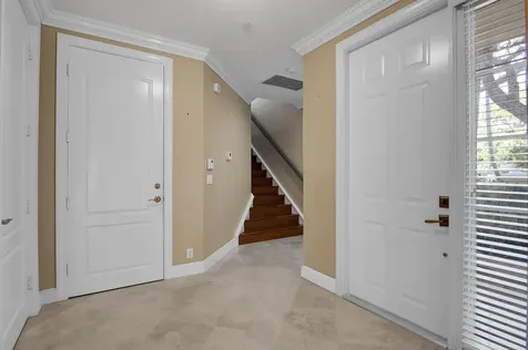 668 Ne Francesca Lane Boca Raton FL 33487
