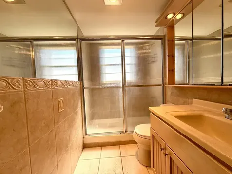 401 Chatham T West Palm Beach FL 33417