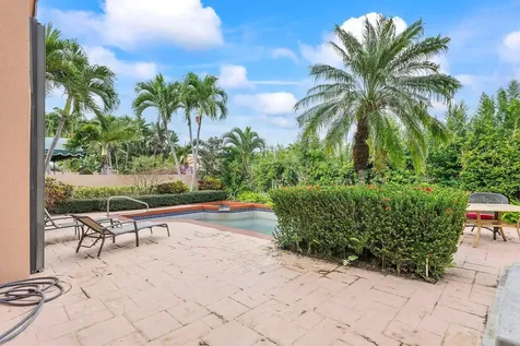 6547 Via Rosa Boca Raton FL 33433