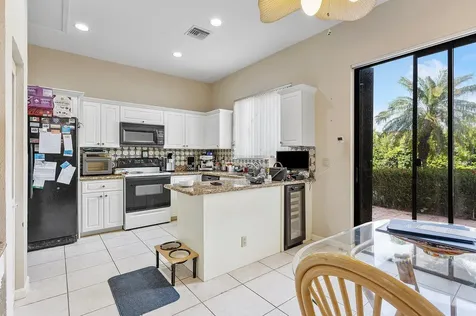 6547 Via Rosa Boca Raton FL 33433