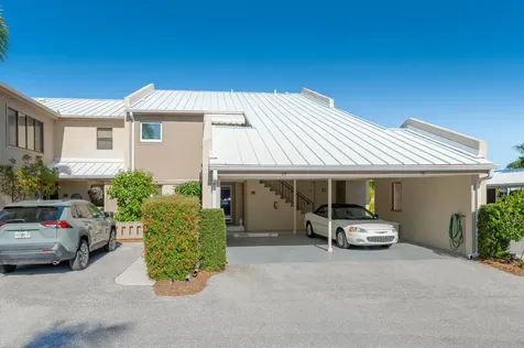 3901 Se Saint Lucie Boulevard Stuart FL 34997