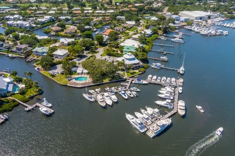 3901 Se Saint Lucie Boulevard Stuart FL 34997