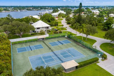 3901 Se Saint Lucie Boulevard Stuart FL 34997
