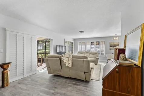 334 Nw 42nd Street Boca Raton FL 33431
