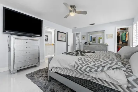 334 Nw 42nd Street Boca Raton FL 33431