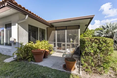 334 Nw 42nd Street Boca Raton FL 33431