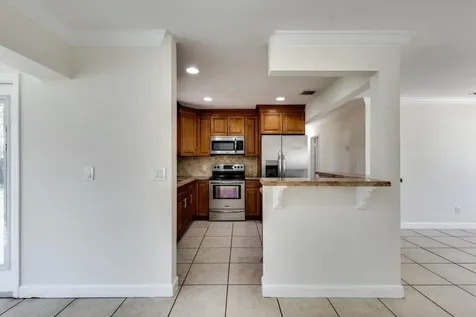 299 Ne 21st Street Boca Raton FL 33431