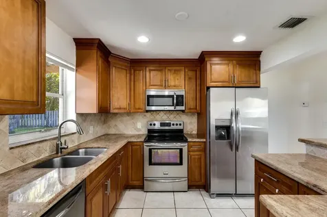 299 Ne 21st Street Boca Raton FL 33431