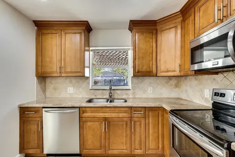 299 Ne 21st Street Boca Raton FL 33431
