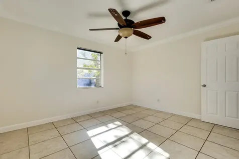 299 Ne 21st Street Boca Raton FL 33431