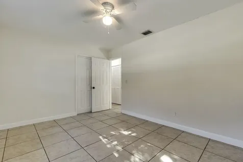 299 Ne 21st Street Boca Raton FL 33431