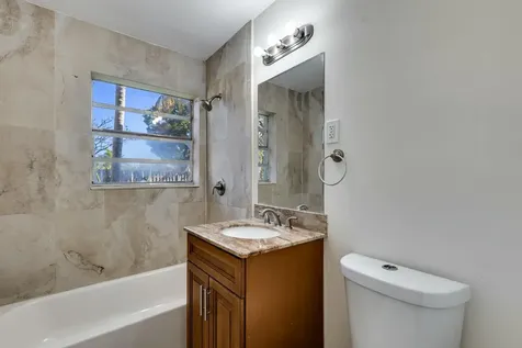 299 Ne 21st Street Boca Raton FL 33431
