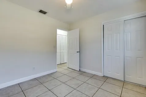 299 Ne 21st Street Boca Raton FL 33431