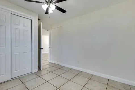 299 Ne 21st Street Boca Raton FL 33431