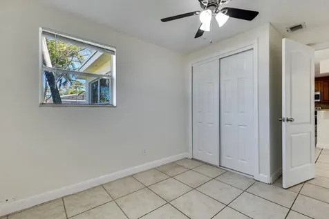 299 Ne 21st Street Boca Raton FL 33431